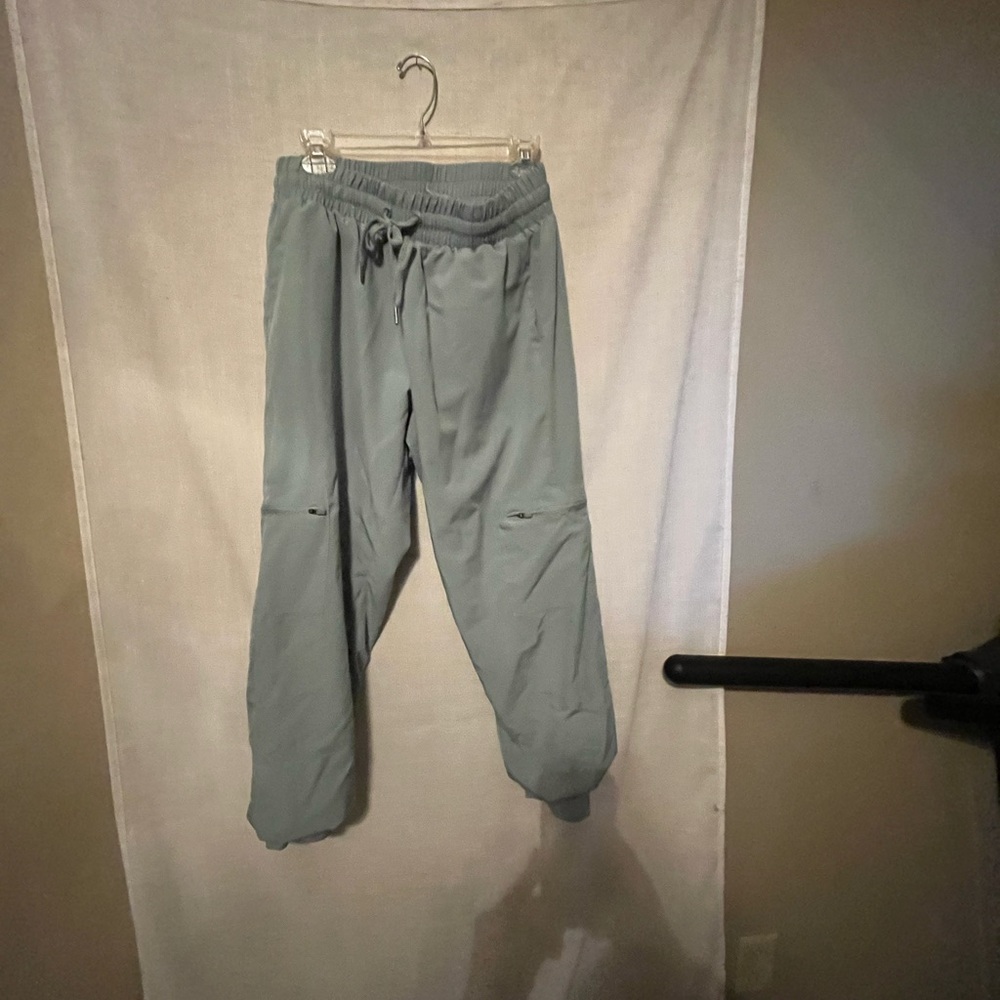 Cali Light Sage Green Pull-On Jogger Pants Size L